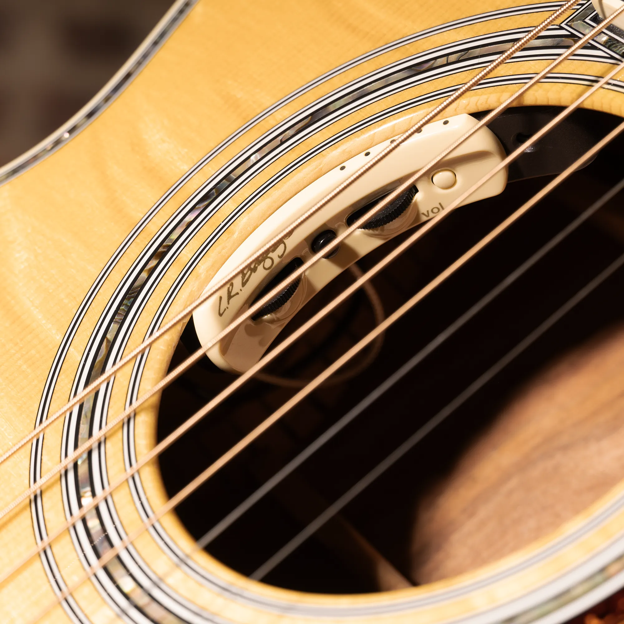 2019 Martin Custom Shop 00, 42 Style Koa Back/Sides, Bearclaw High Altitude Swiss Spruce Top W/ OHSC - Used