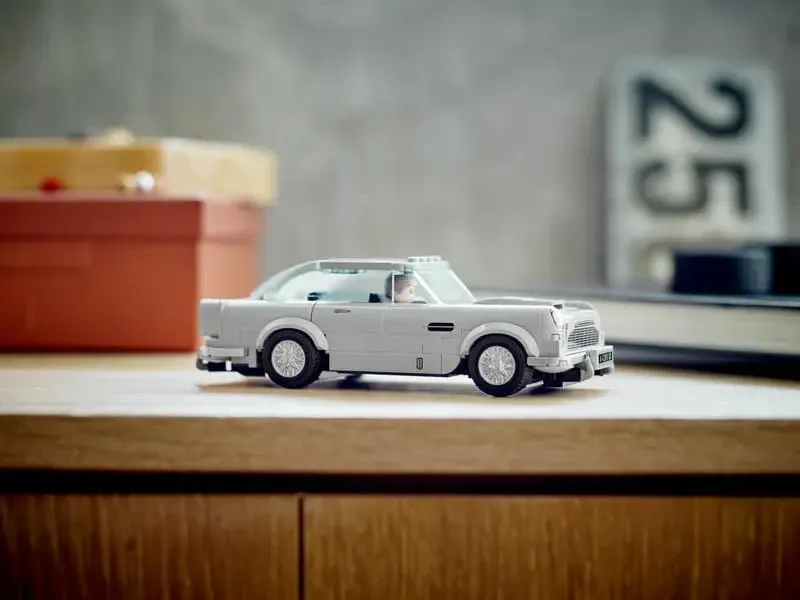 76911 007 Aston Martin DB5