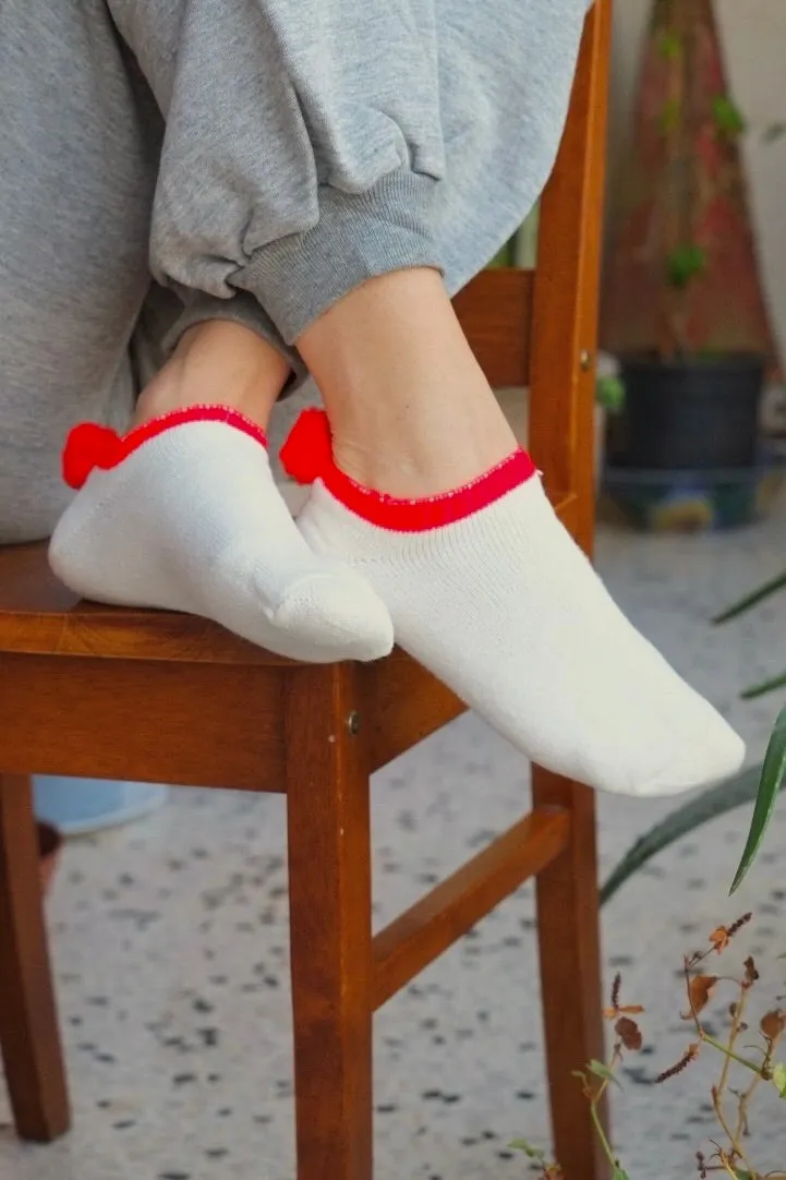 BUSTER BROWN 80's Pom Pom Socks