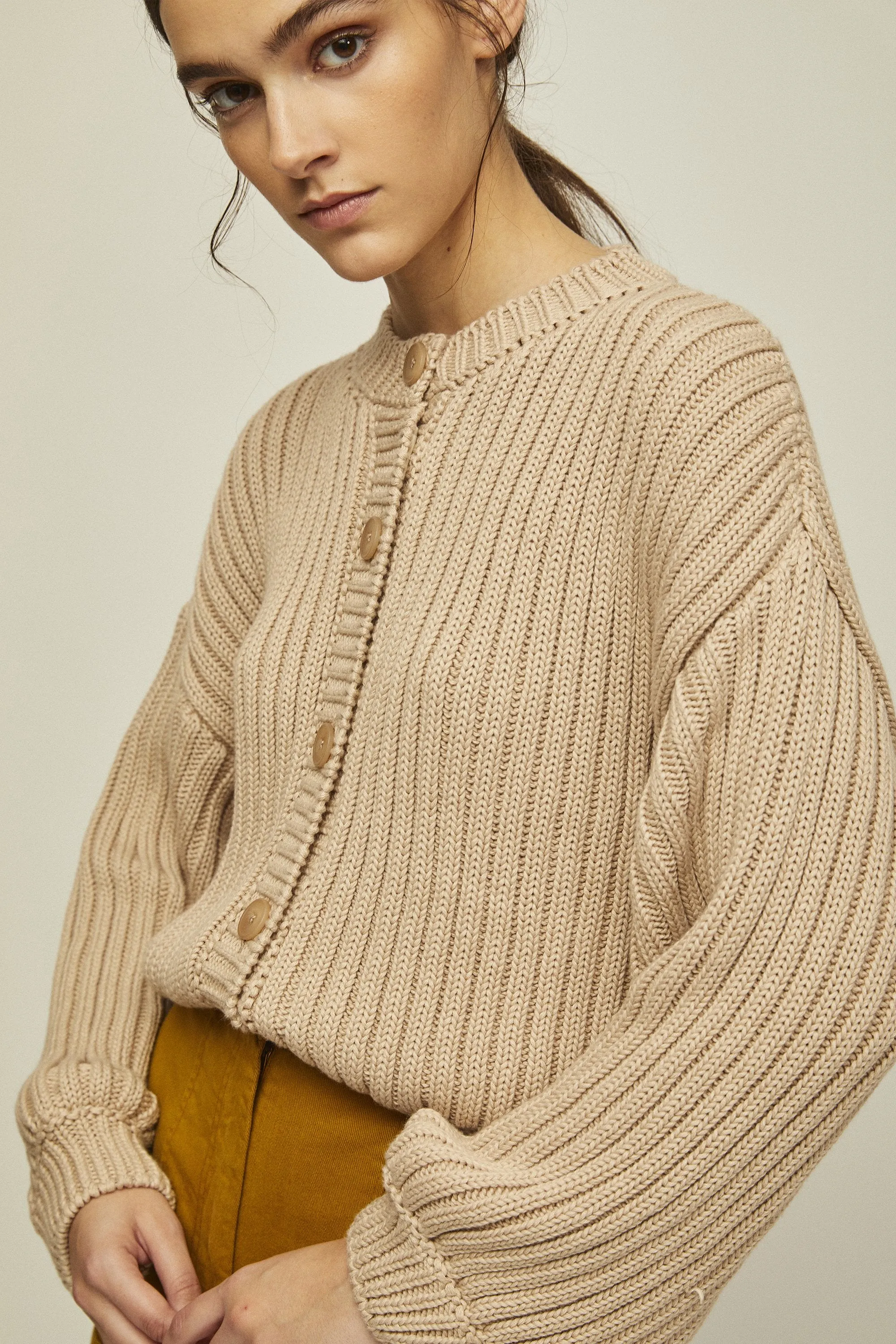 litta knitted cardigan nude