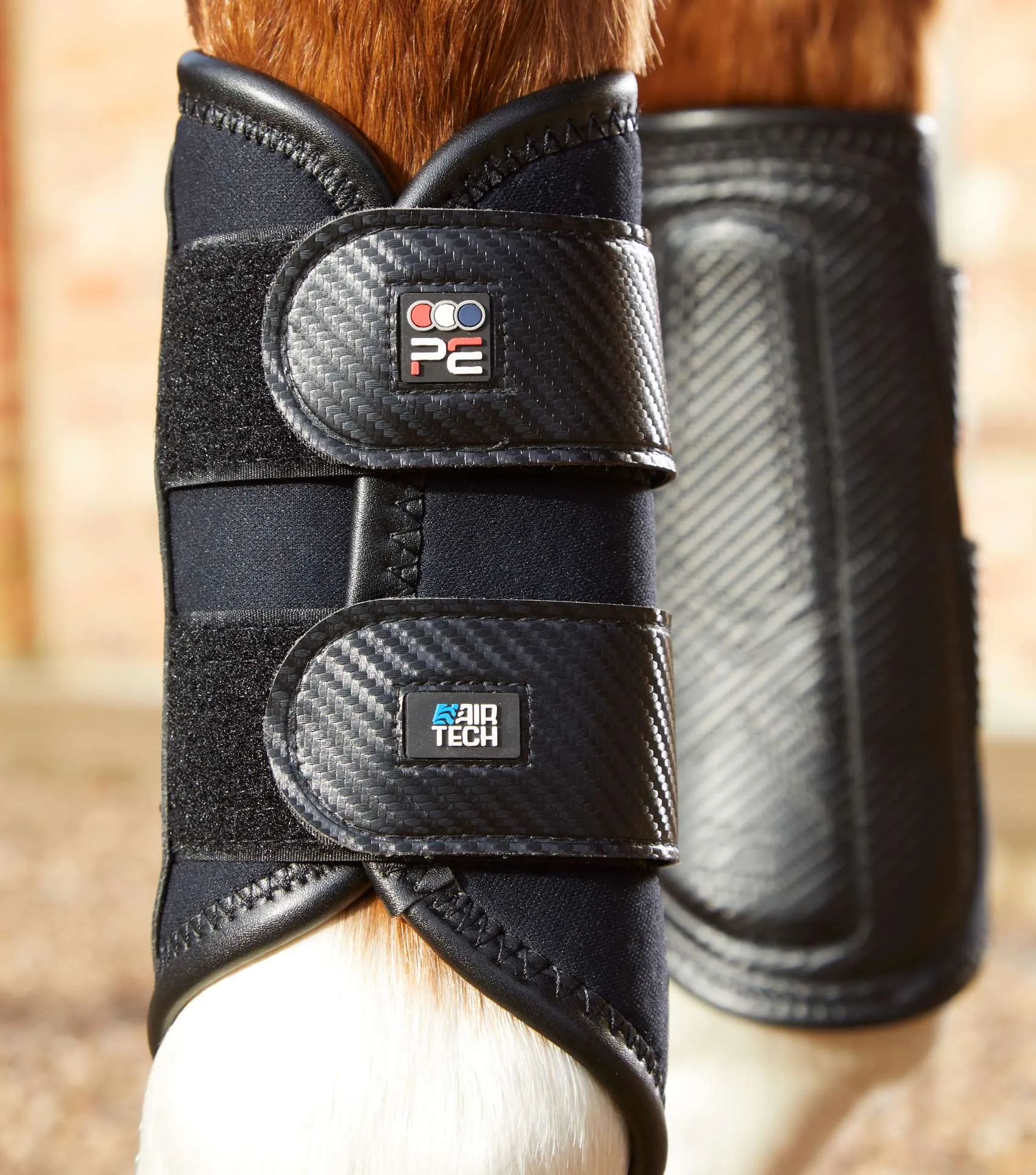 PEI Carbon Air-Tech Brushing Boots: Double Locking - Black