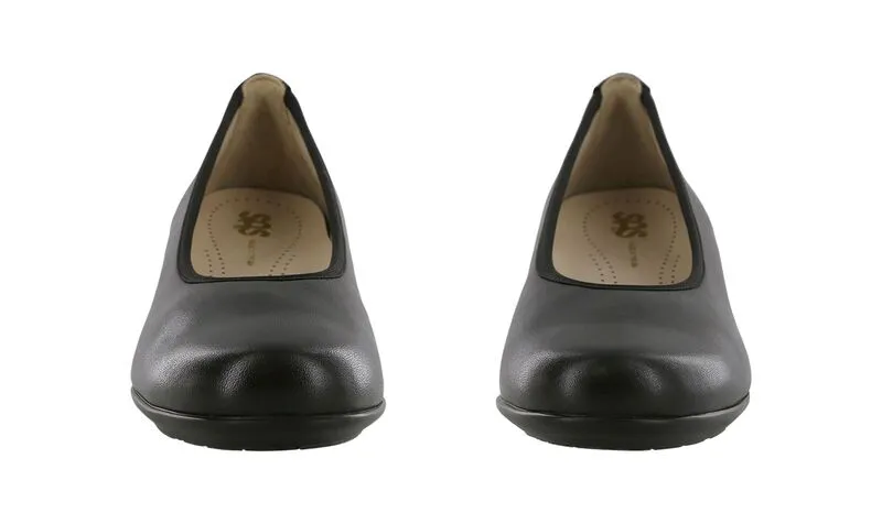 SAS Milano Pump - Black