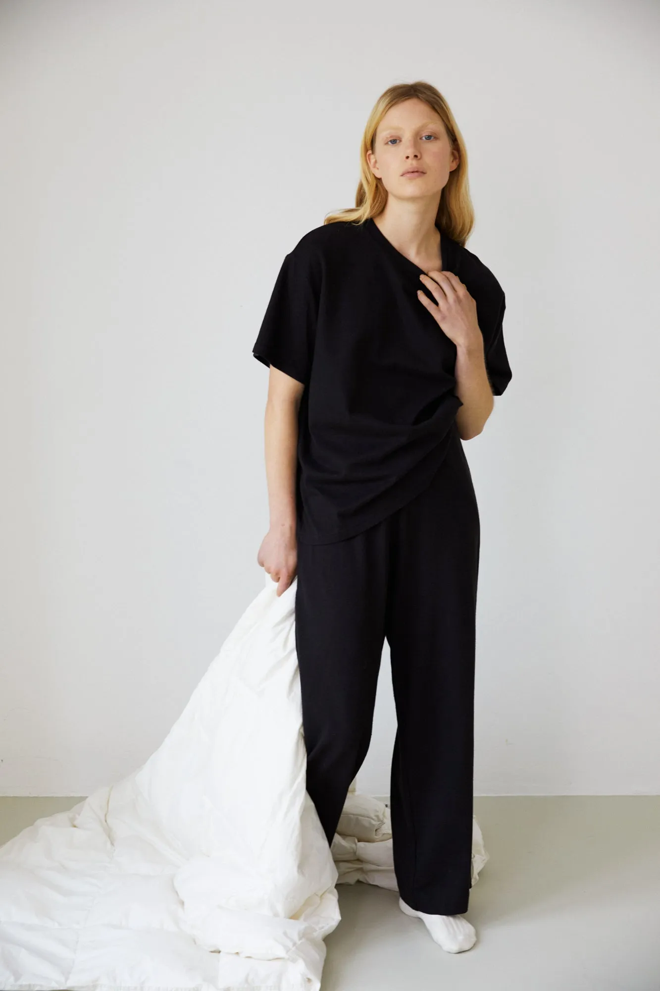 the leisure tee - black