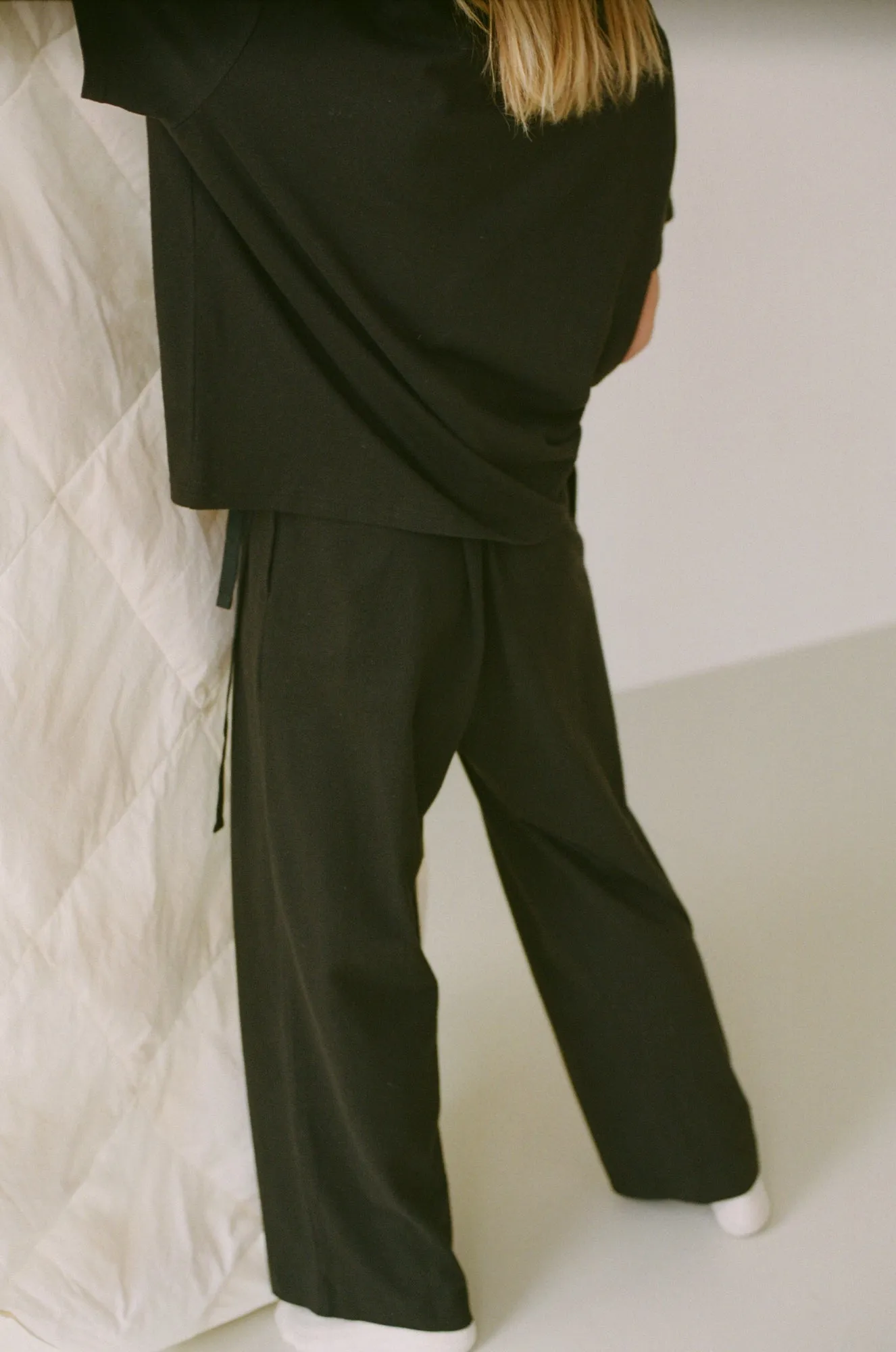 the leisure tee - black